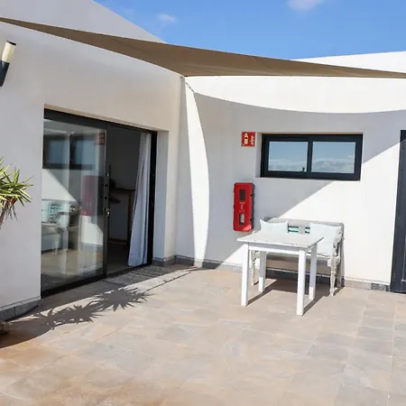 Koa - Riders Surf N Bike Bed & Breakfast Roque