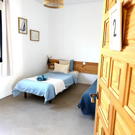 Koa - Riders Surf N Bike Bed & Breakfast