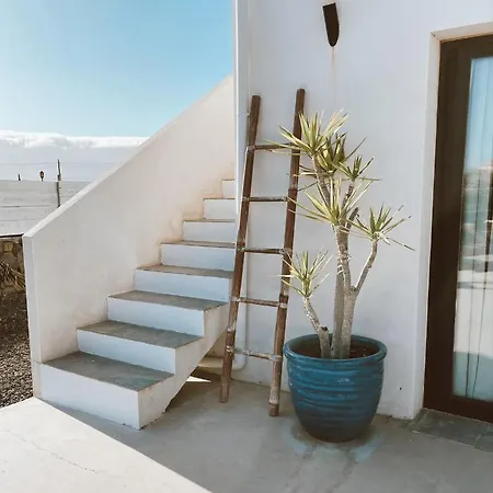 Koa - Riders Surf N Bike Bed & Breakfast